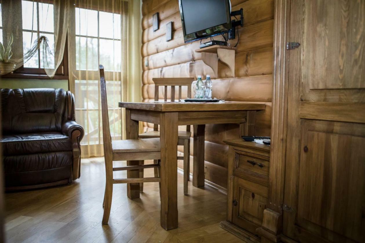 Bed and Breakfast Stary Lwow à Korczyna  Extérieur photo