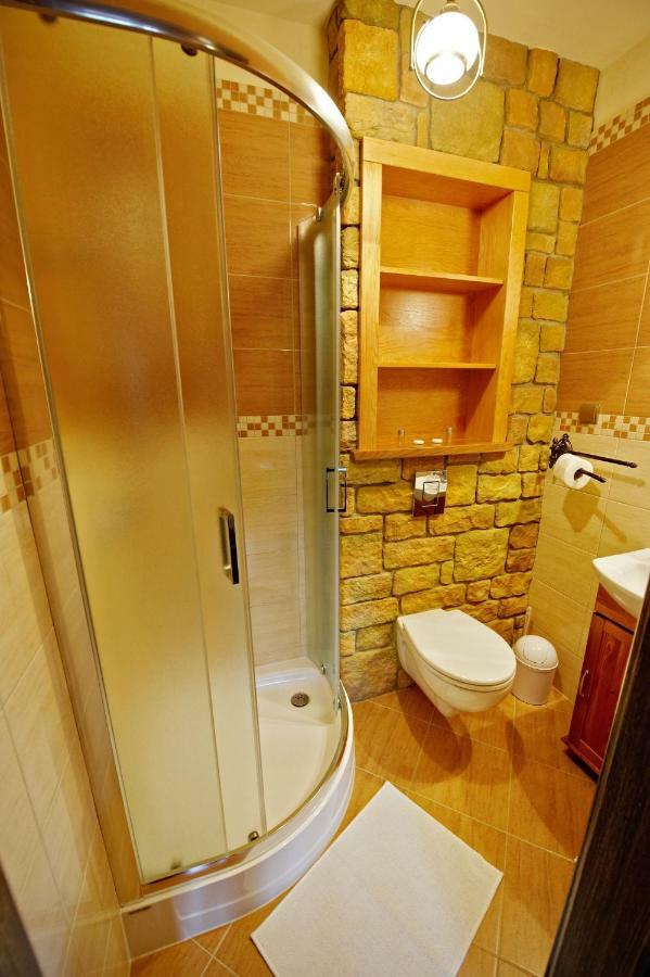 Bed and Breakfast Stary Lwow à Korczyna  Extérieur photo